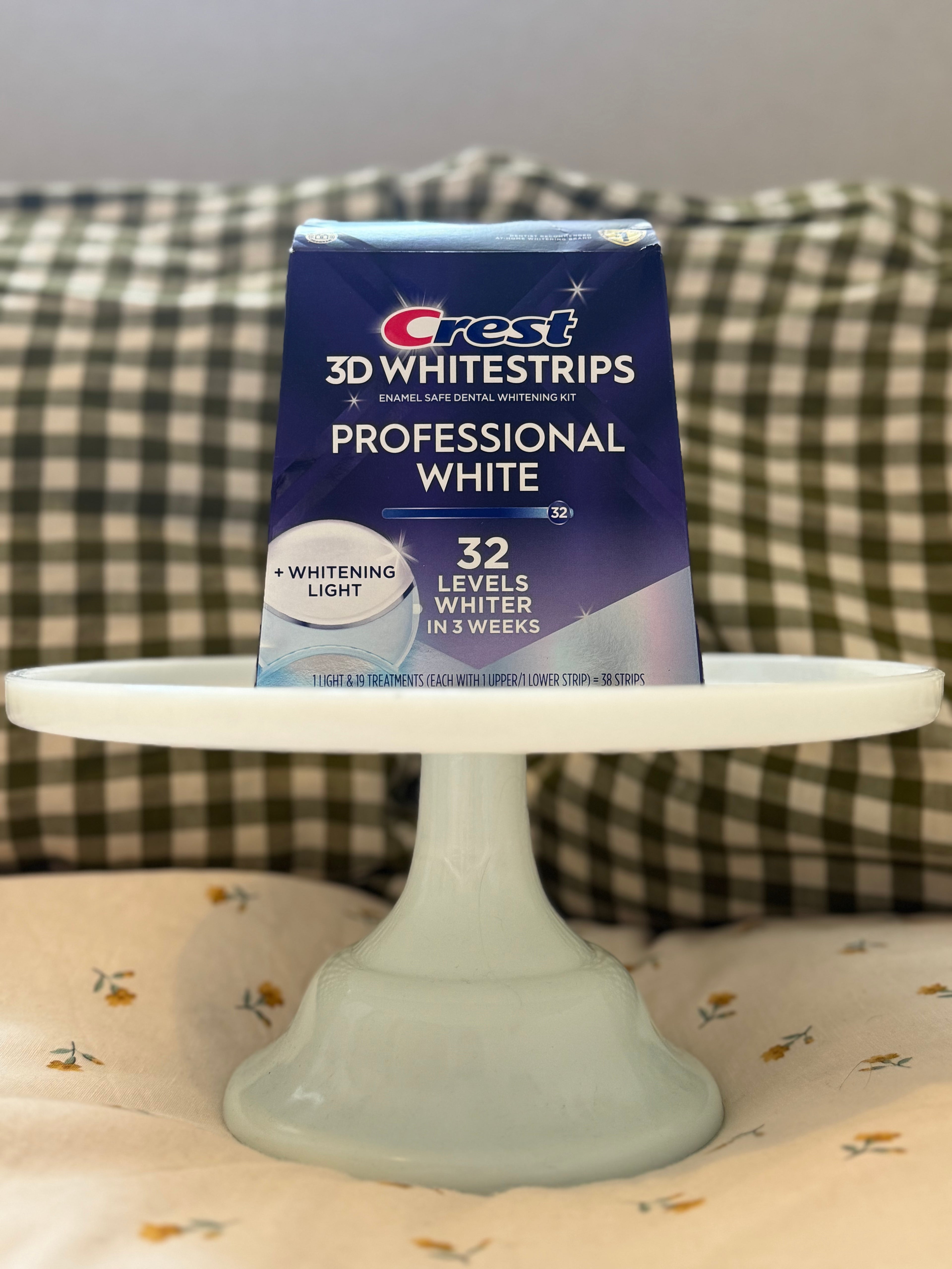Crest White Strips Professional + Whitening Light