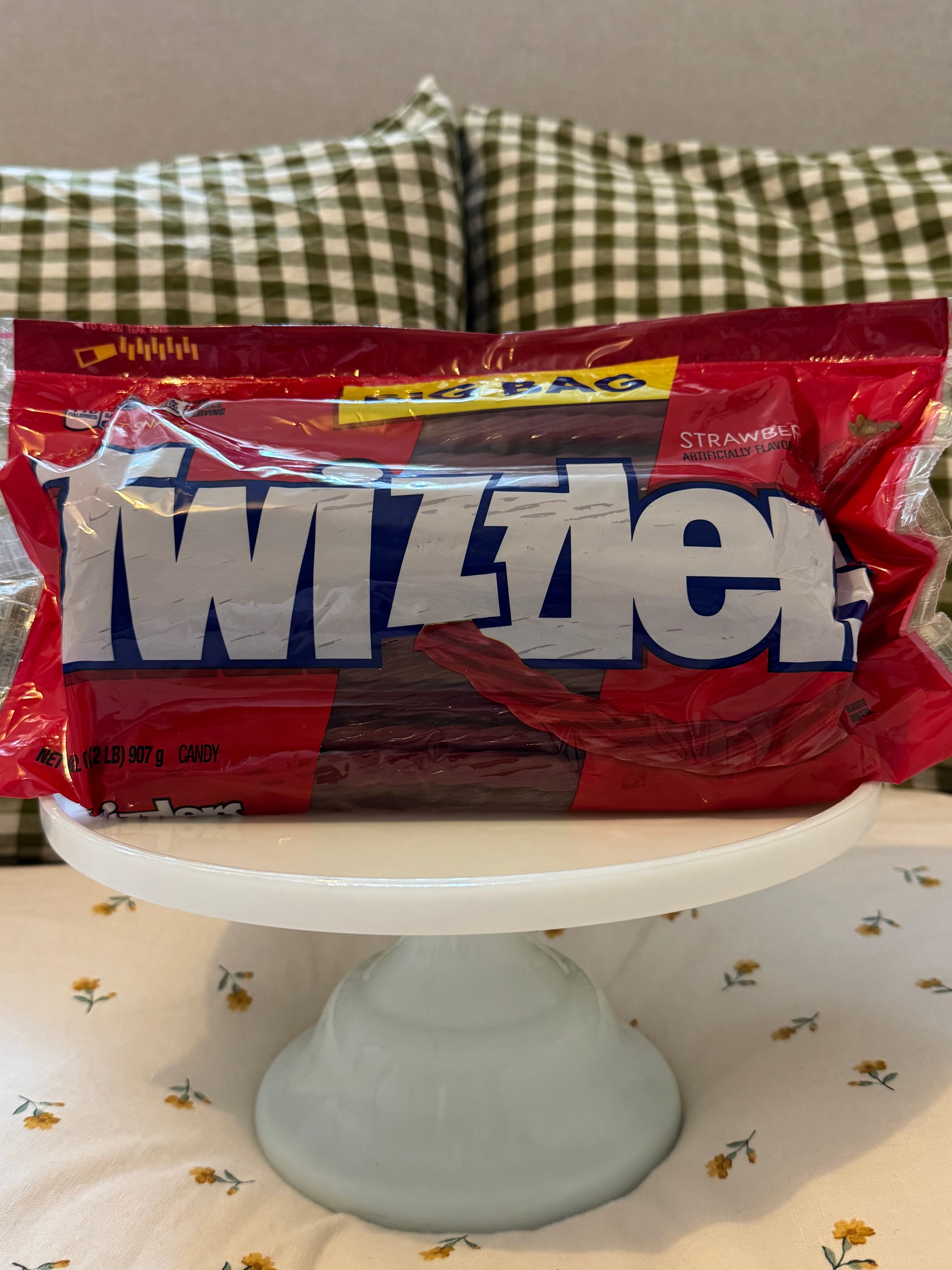 Twizzlers Big Bag 32oz