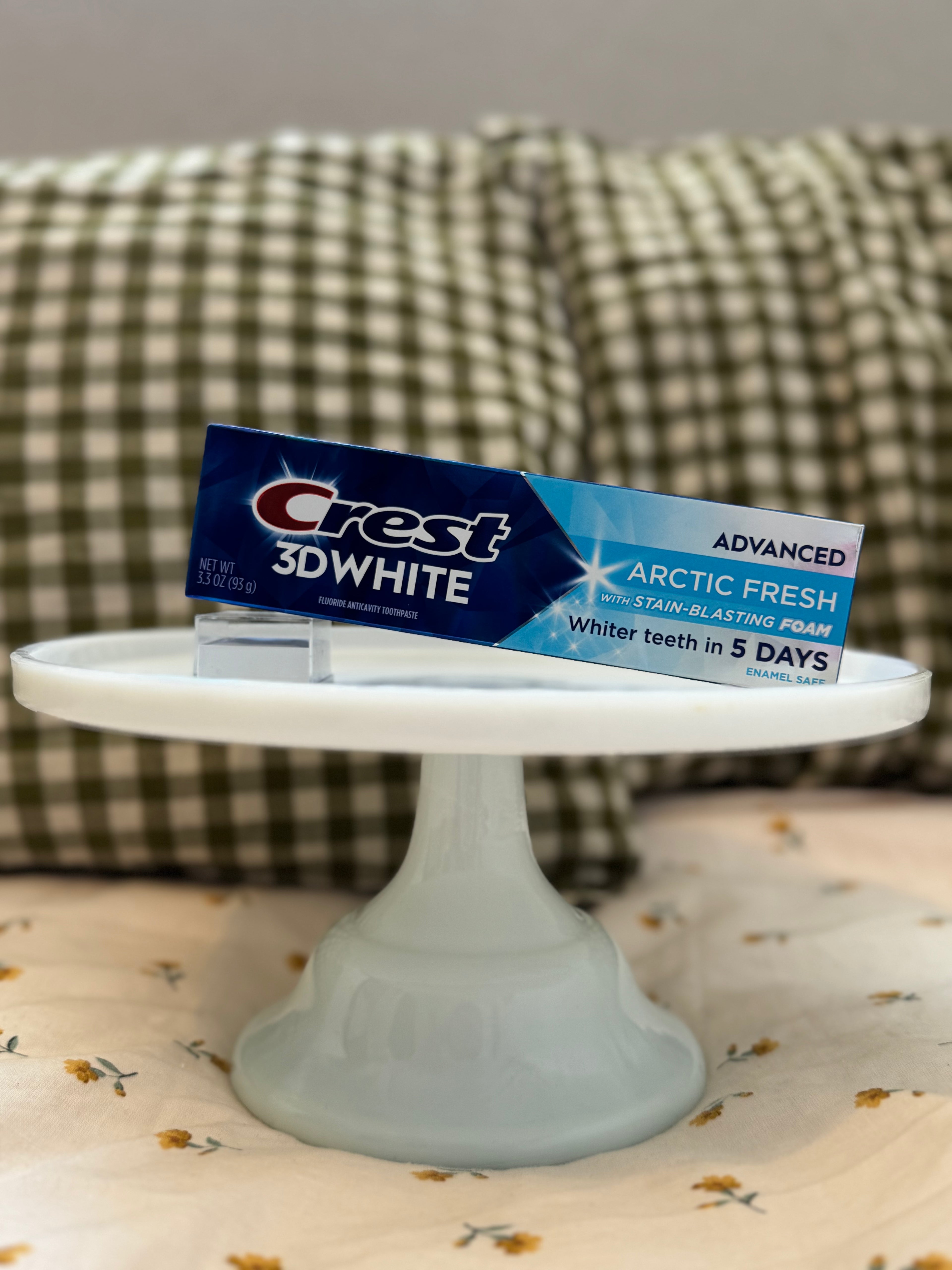 Crest Advanced White Toothpaste - Artic Fresh